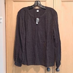 Old Navy embroidered long sleeve women's shirt -Medium